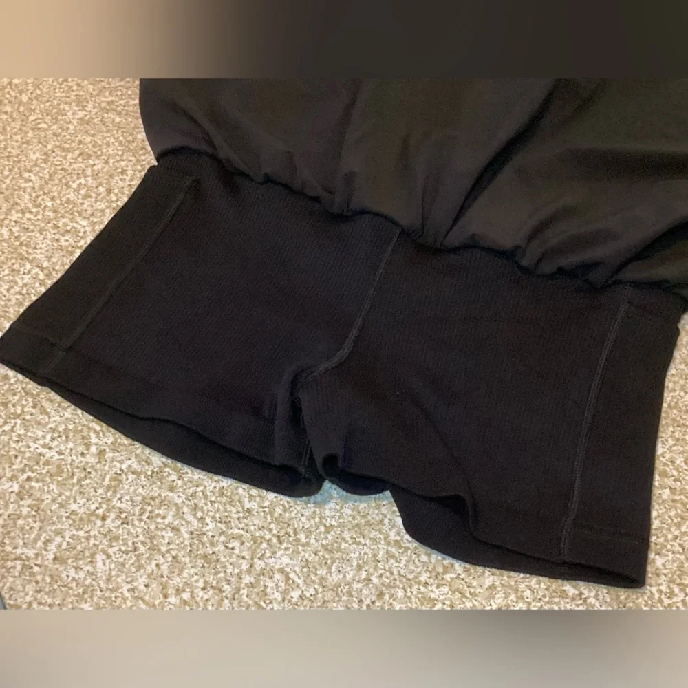 Offline by aerie Black Flowy Skort Medium - Picture 4 of 10